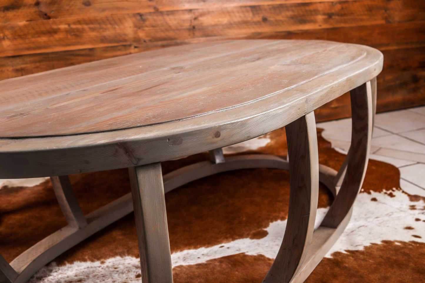 CAMELLIA OVAL COFFEE TABLE :