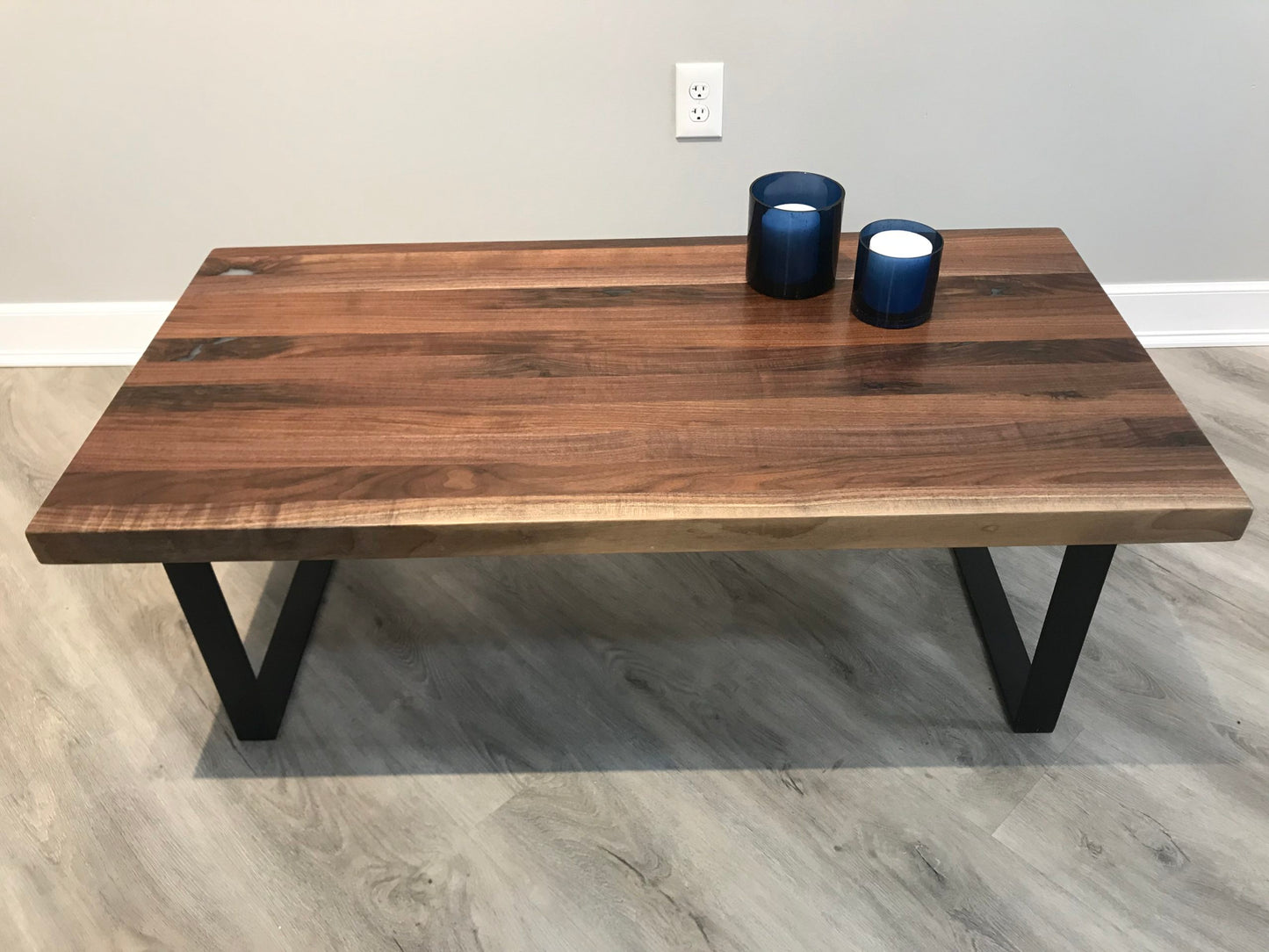 Crifton Coffee Table