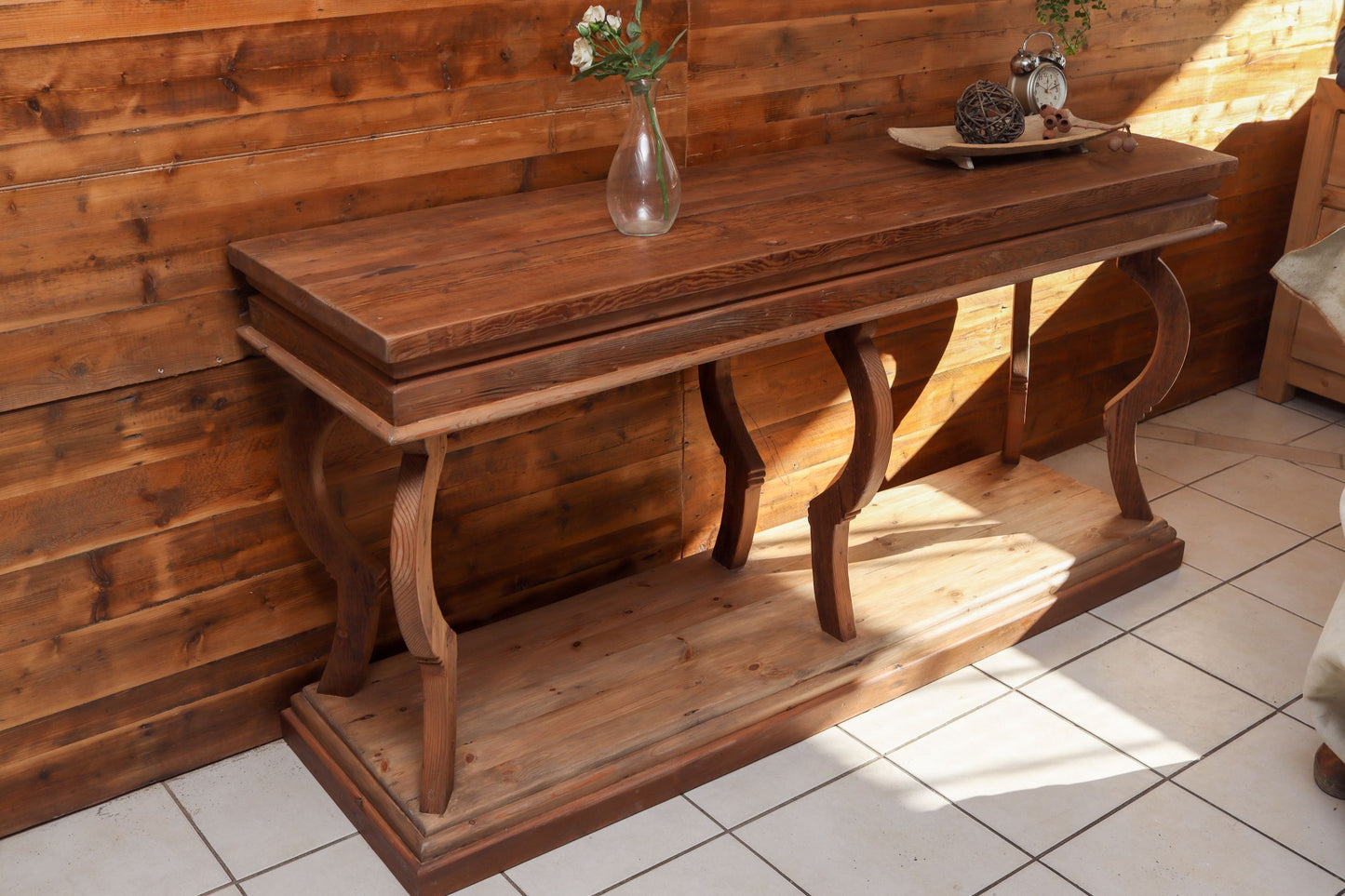 STEENBERG FARMHOUSE CONSOLE TABLE :